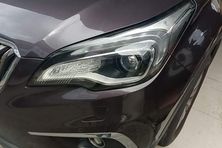Used Buick Envision 2014 28T Four-Wheel Drive Luxury Model Left Front Headlight
