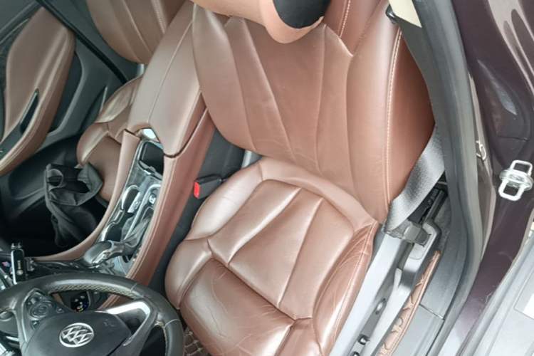 Used Buick Envision 2014 28T Four-Wheel Drive Luxury Model Left Front Seat