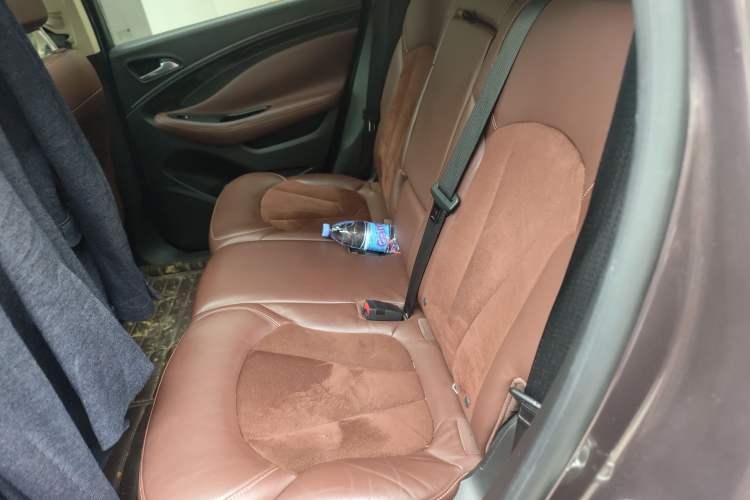 Used Buick Envision 2014 28T Four-Wheel Drive Elite Model Left Rear Seat