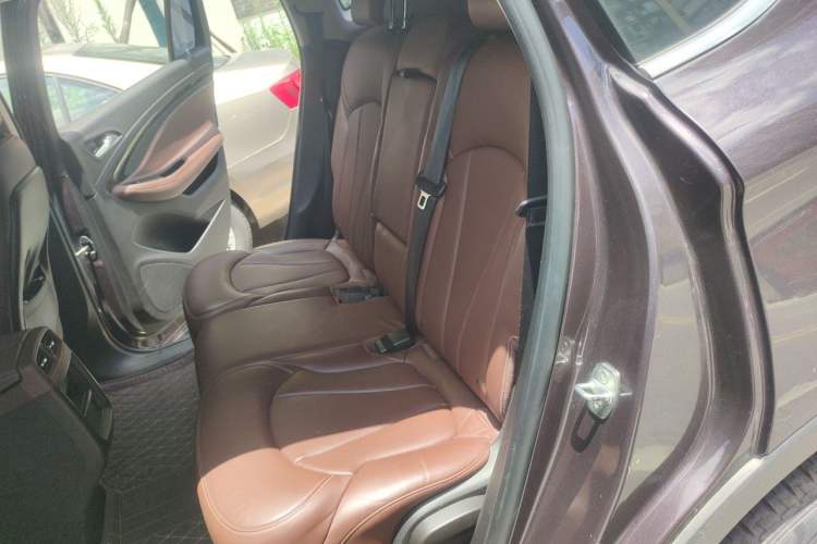 Used Buick Envision 2014 28T Four-Wheel Drive Luxury Model Left Rear Seat
