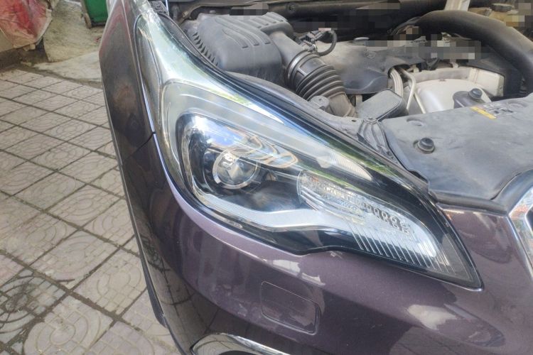 Used Buick Envision 2014 28T Four-Wheel Drive Elite Model Right Front Headlight