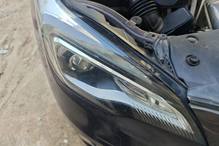Used Buick Envision 2014 28T Four-Wheel Drive Elite Model Right Front Headlight