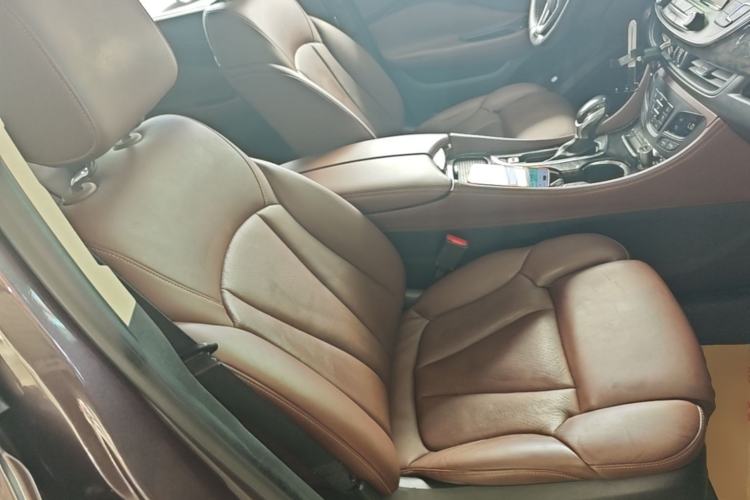 Used Buick Envision 2014 28T Four-Wheel Drive Luxury Model Right Front Seat