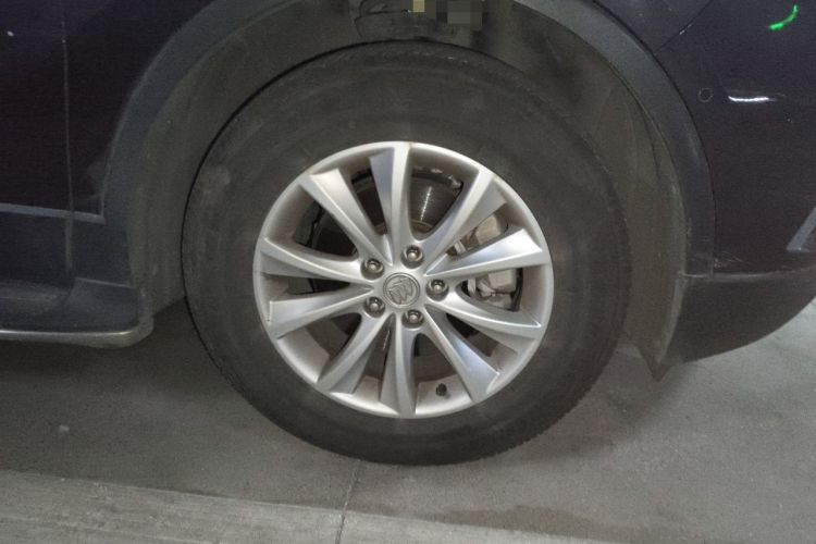 Used Buick Envision 2014 28T Four-Wheel Drive Luxury Model Right Front Wheel Hub