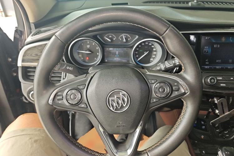 Used Buick Envision 2014 28T Four-Wheel Drive Luxury Model Steering Wheel