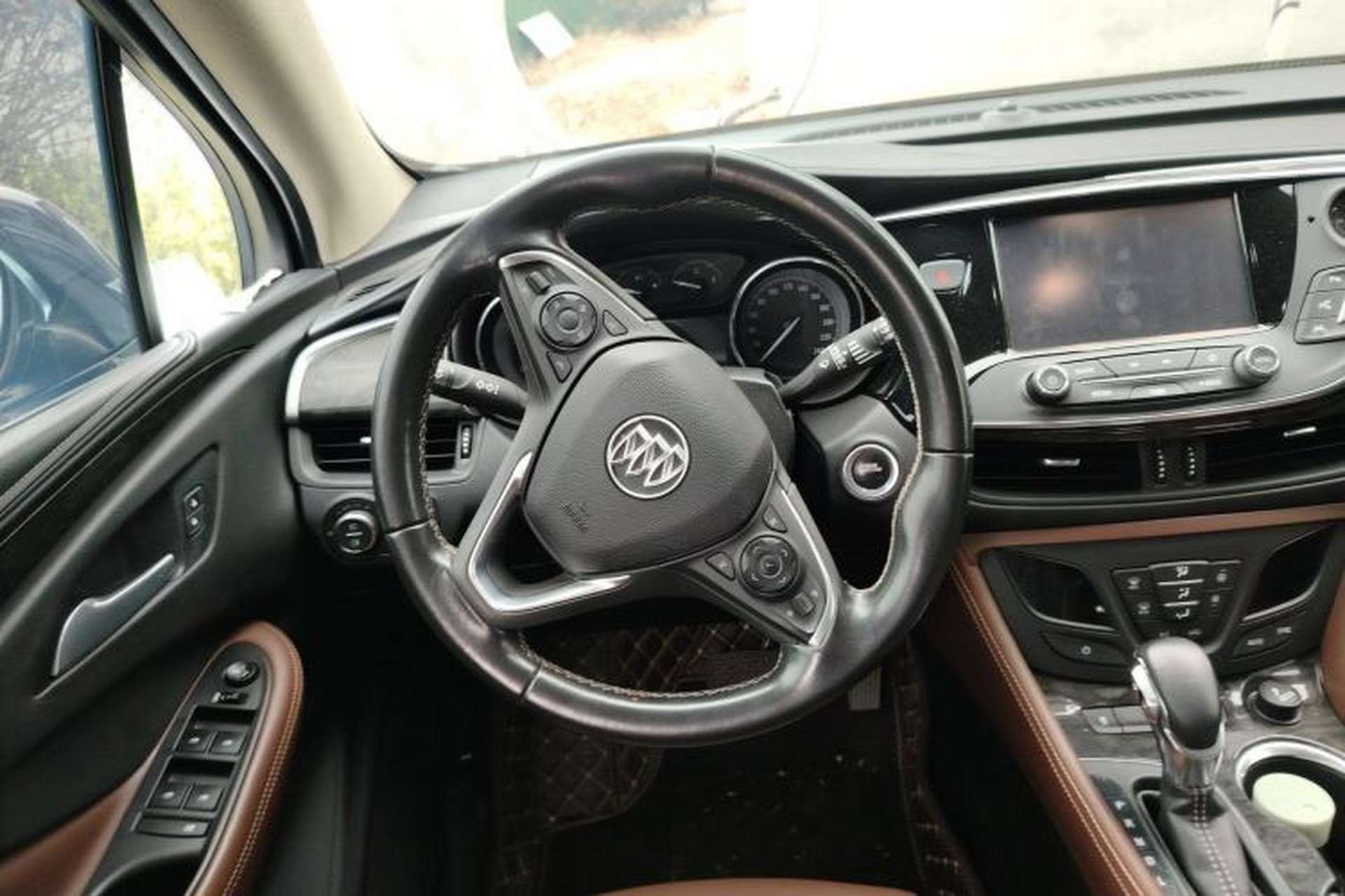 Used Buick Envision 2014 28T Four-Wheel Drive Luxury Model Steering Wheel