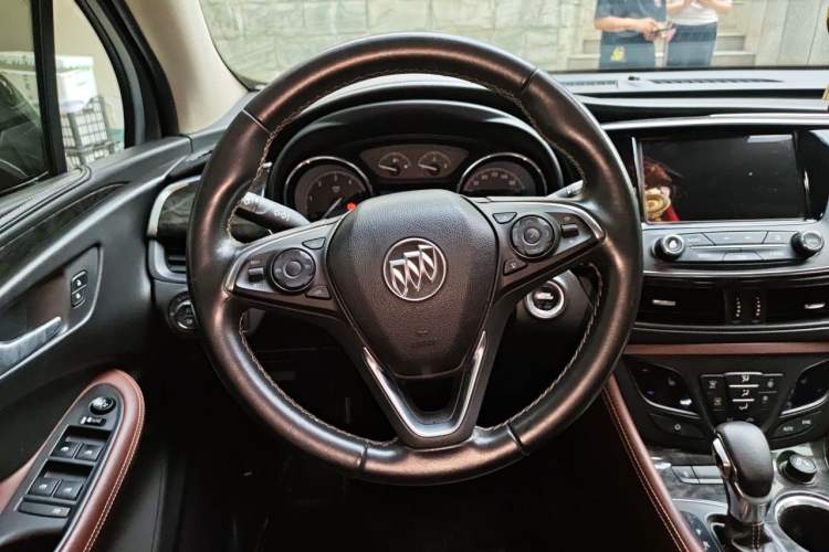 Used Buick Envision 2014 28T Four-Wheel Drive Elite Model Steering Wheel