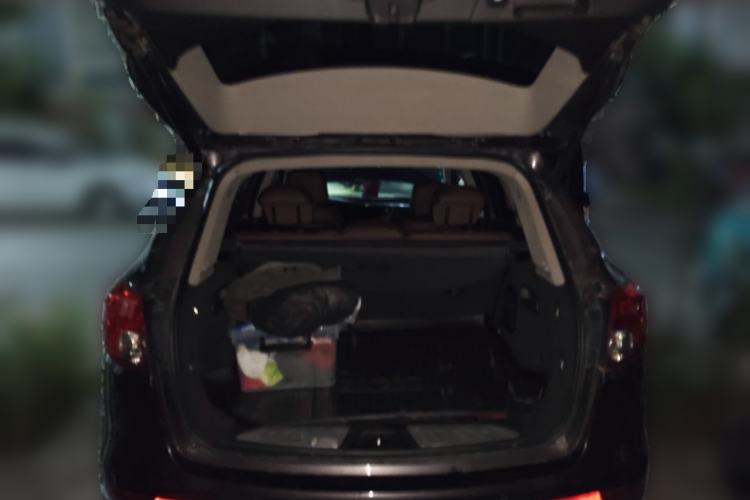 Used Buick Envision 2014 28T Four-Wheel Drive Luxury Model Trunk