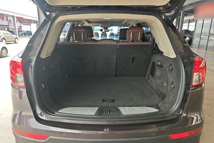 Used Buick Envision 2014 28T Four-Wheel Drive Luxury Model Trunk