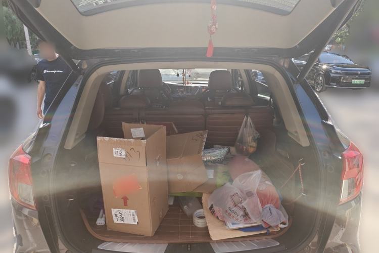 Used Buick Envision 2014 28T Four-Wheel Drive Elite Model Trunk