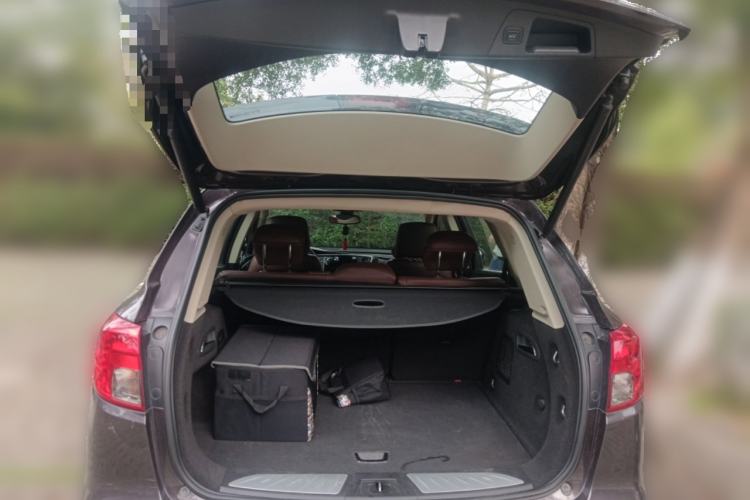 Used Buick Envision 2014 28T Four-Wheel Drive Luxury Model Trunk