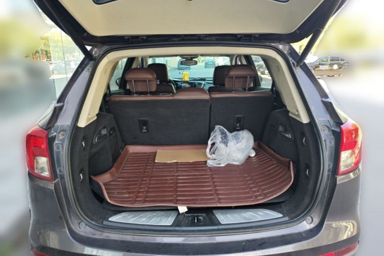 Used Buick Envision 2014 28T Four-Wheel Drive Luxury Model Trunk