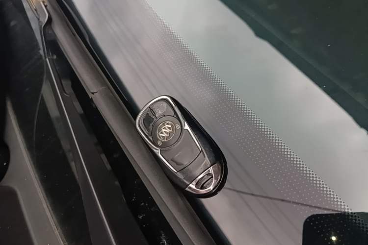 Used Buick Envision 2014 28T Four-Wheel Drive Luxury Model Vehicle Key