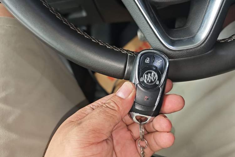 Used Buick Envision 2014 28T Four-Wheel Drive Luxury Model Vehicle Key