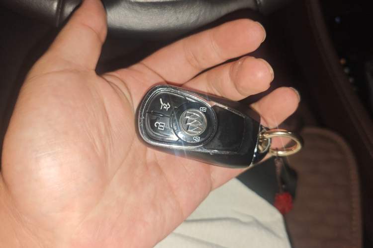 Used Buick Envision 2014 28T Four-Wheel Drive Elite Model Vehicle Key