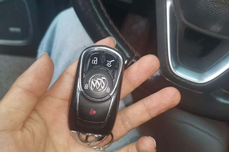 Used Buick Envision 2014 28T All-Wheel-Drive Versatile Sports Flagship Edition Vehicle Key