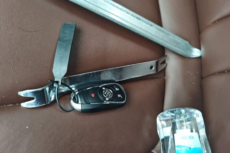 Used Buick Envision 2014 28T Four-Wheel Drive Elite Model Vehicle Key
