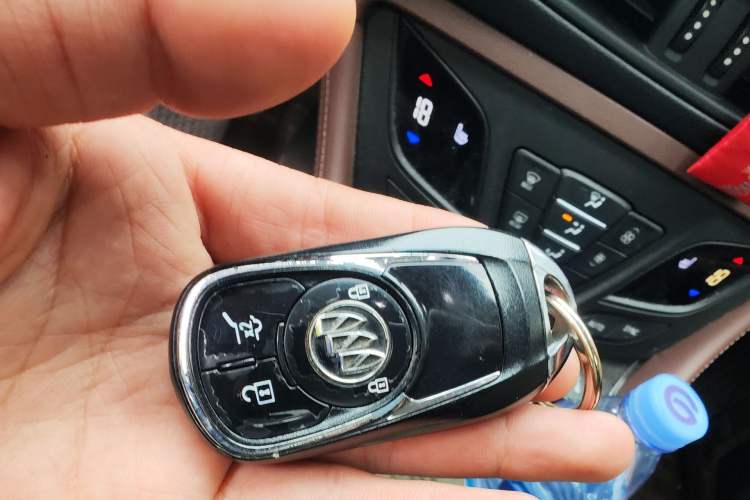 Used Buick Envision 2014 28T Four-Wheel Drive Elite Model Vehicle Key