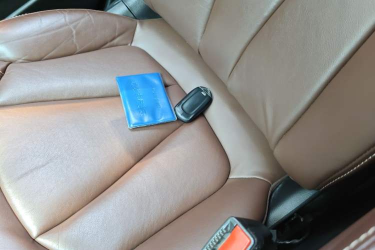 Used Buick Envision 2014 28T Four-Wheel Drive Elite Model Vehicle Key