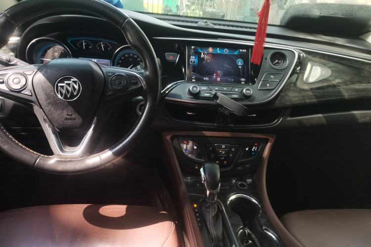 Used Buick Envision 2014 28T Four-Wheel Drive Elite Model Center Console