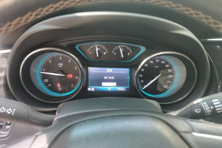 Used Buick Envision 2014 28T Four-Wheel Drive Elite Model Instrument Cluster