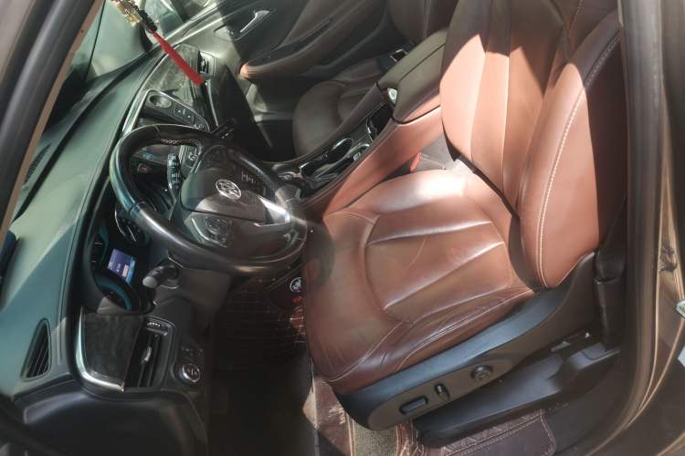 Used Buick Envision 2014 28T Four-Wheel Drive Elite Model Left Front Seat