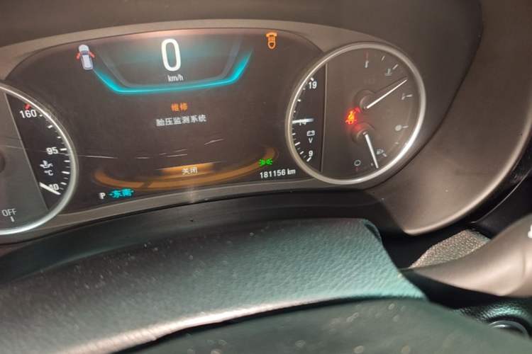 Used Buick Envision 2014 28T All-Wheel-Drive Versatile Sports Flagship Edition Odometer Close Up