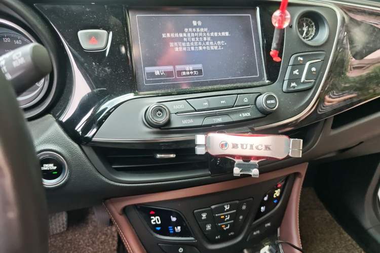 Used Buick Envision 2014 28T Four-Wheel Drive Luxury Model Audio And AC Panel