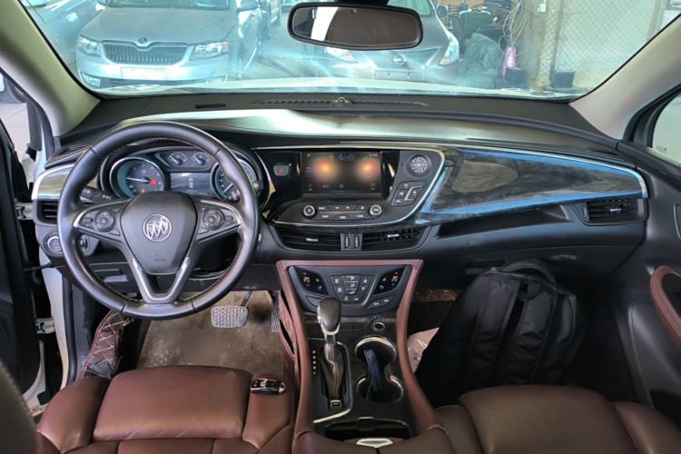 Used Buick Envision 2014 28T Four-Wheel Drive Luxury Model Center Console