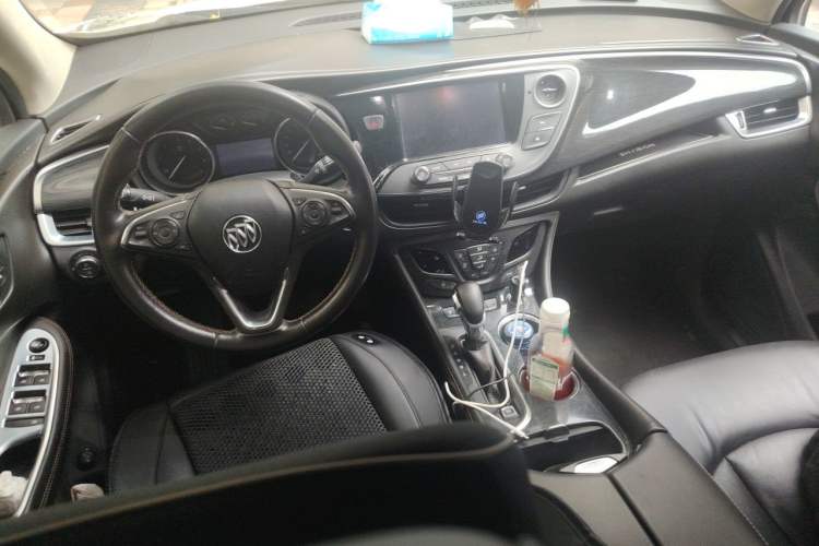 Used Buick Envision 2014 28T Four-Wheel Drive Elite Model Center Console