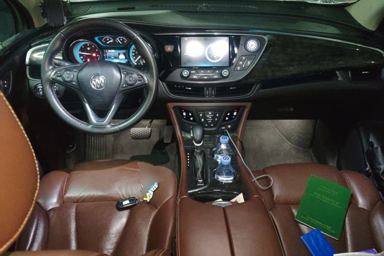 Used Buick Envision 2014 28T Four-Wheel Drive Luxury Model Center Console