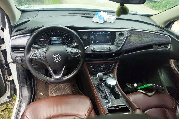 Used Buick Envision 2014 28T Four-Wheel Drive Elite Model Center Console