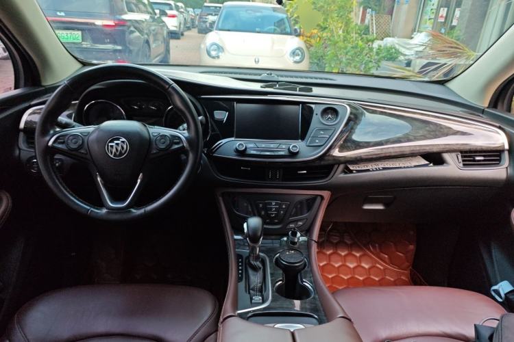 Used Buick Envision 2014 28T Four-Wheel Drive Elite Model Center Console