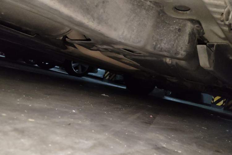 Used Buick Envision 2014 28T Four-Wheel Drive Elite Model Chassis Rear Right