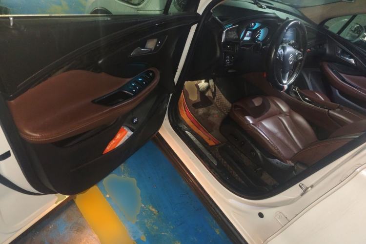 Used Buick Envision 2014 28T Four-Wheel Drive Luxury Model Driver Seat