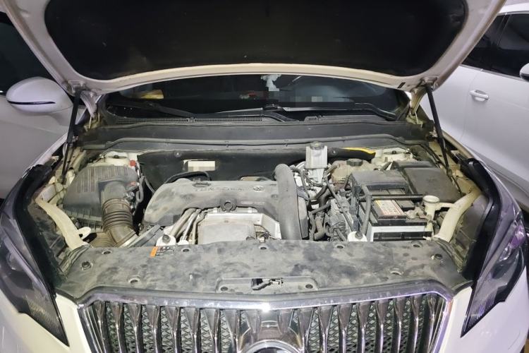 Used Buick Envision 2014 28T Four-Wheel Drive Elite Model Engine Bay