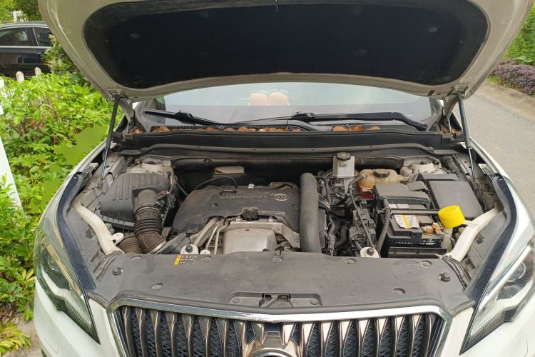 Used Buick Envision 2014 28T Four-Wheel Drive Elite Model Engine Bay