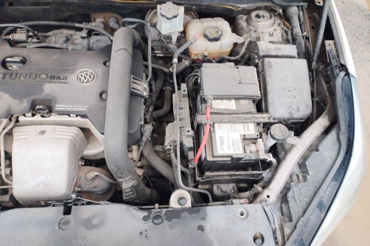 Used Buick Envision 2014 28T Four-Wheel Drive Elite Model Engine Bay Left