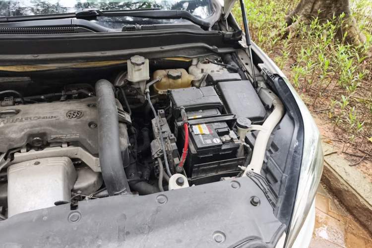 Used Buick Envision 2014 28T Four-Wheel Drive All-Terrain Flagship Edition Engine Bay Left