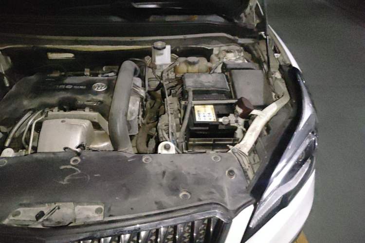 Used Buick Envision 2014 28T Four-Wheel Drive Elite Model Engine Bay Left