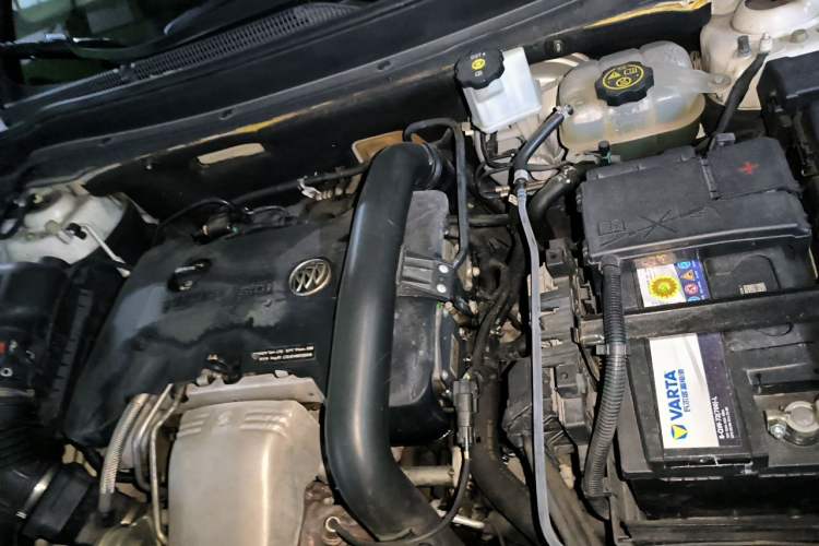 Used Buick Envision 2014 28T Four-Wheel Drive All-Terrain Flagship Edition Engine Bay Left