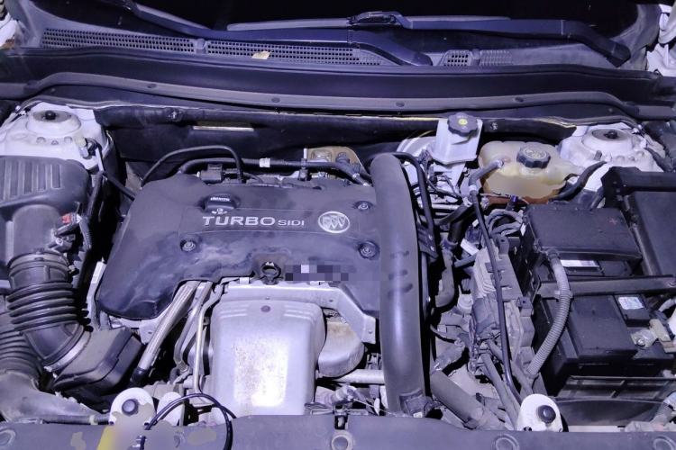 Used Buick Envision 2014 28T Four-Wheel Drive Elite Model Engine Bay