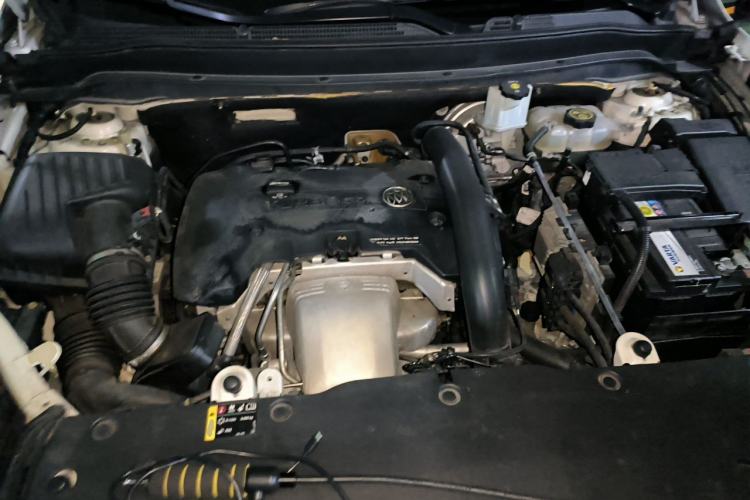 Used Buick Envision 2014 28T Four-Wheel Drive All-Terrain Flagship Edition Engine Bay