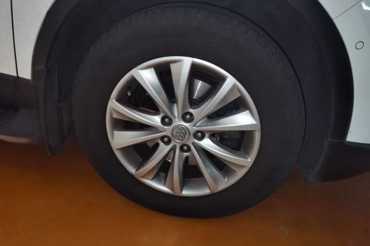 Used Buick Envision 2014 28T Four-Wheel Drive Luxury Model Exterior 7