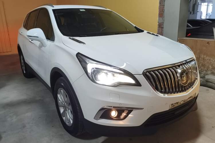 Used Buick Envision 2014 28T Four-Wheel Drive Luxury Model Front Right 45 Deg