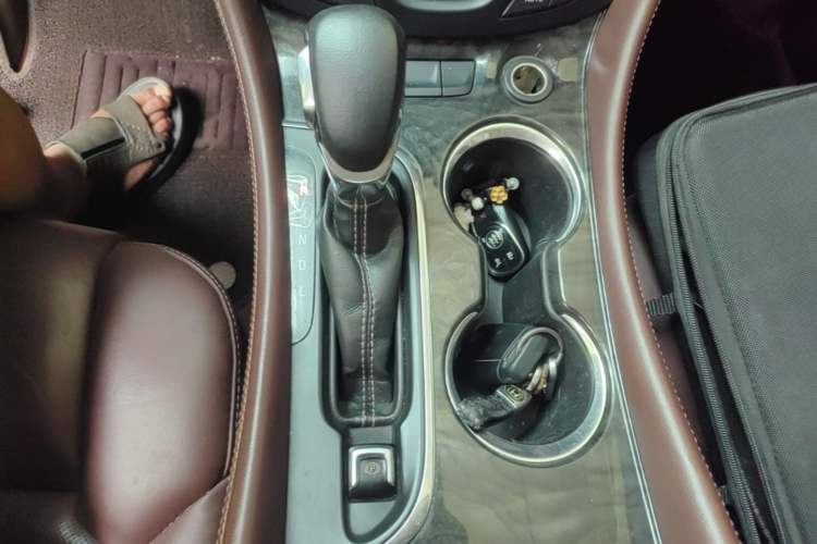 Used Buick Envision 2014 28T Four-Wheel Drive Luxury Model Gear Lever