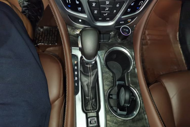 Used Buick Envision 2014 28T Four-Wheel Drive Luxury Model Gear Lever