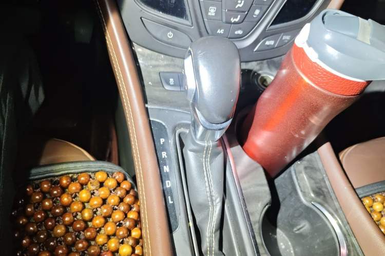 Used Buick Envision 2014 28T Four-Wheel Drive Elite Model Gear Lever