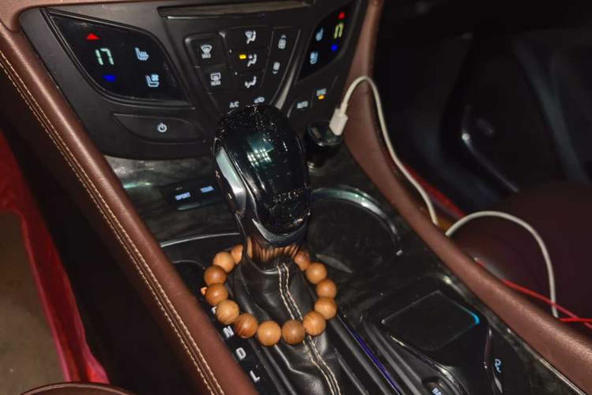 Used Buick Envision 2014 28T All-Wheel-Drive Versatile Sports Flagship Edition Gear Lever