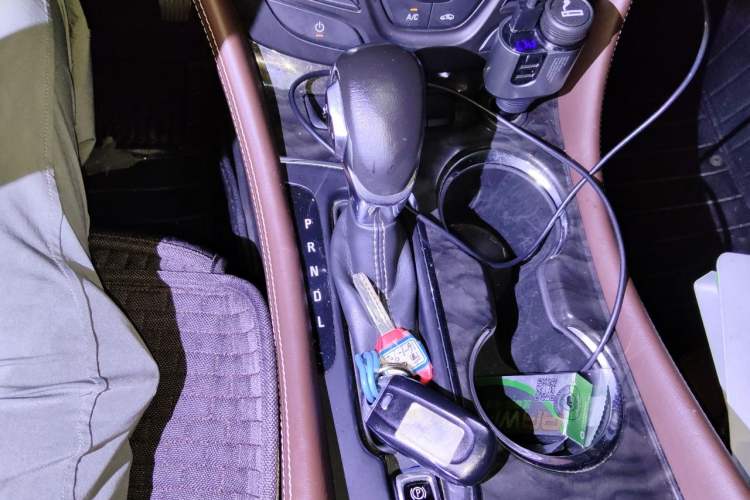 Used Buick Envision 2014 28T Four-Wheel Drive Elite Model Gear Lever